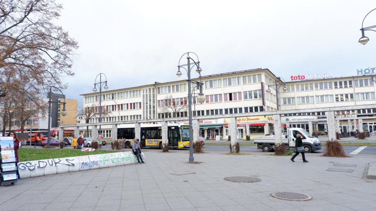 Hostel Am Kurtti Берлин Екстериор снимка