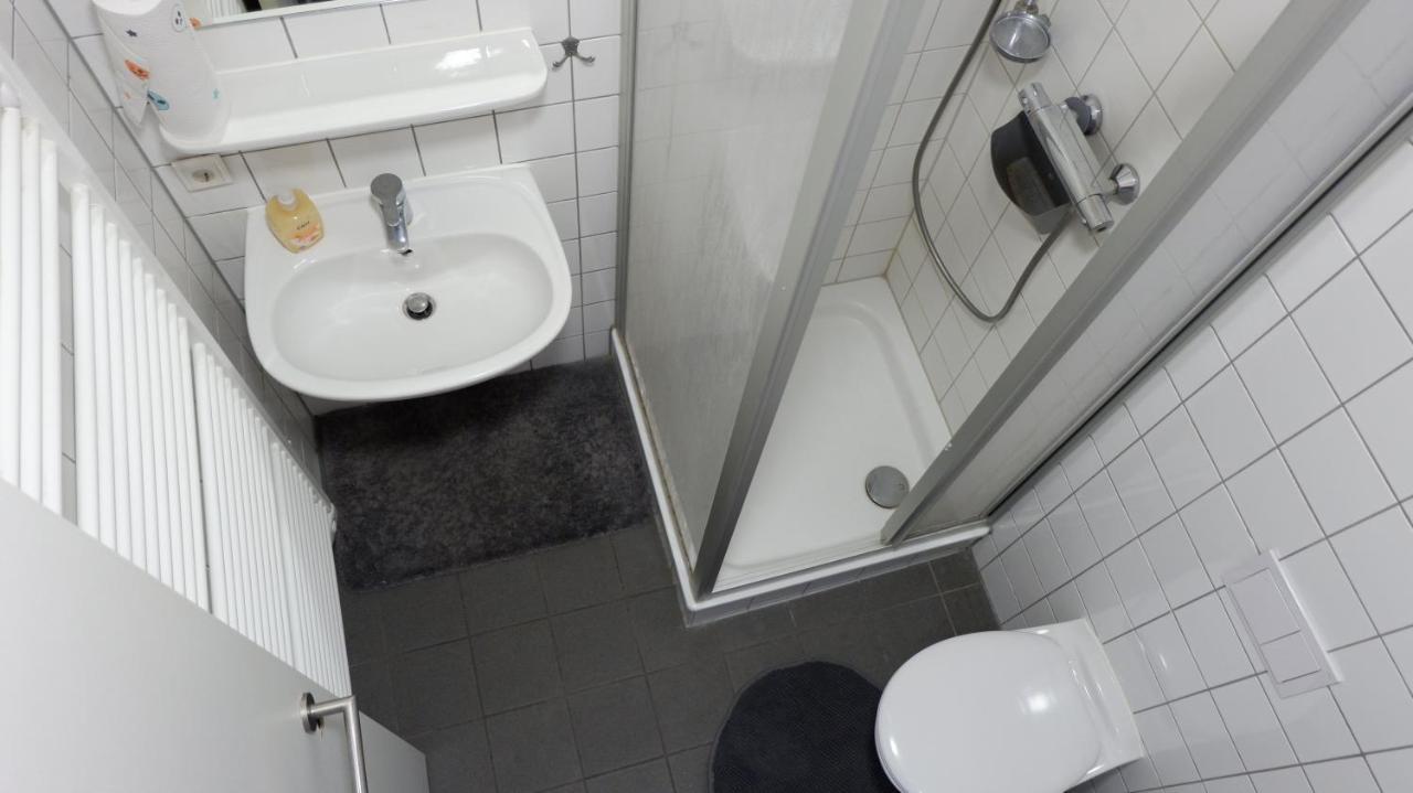 Hostel Am Kurtti Берлин Екстериор снимка